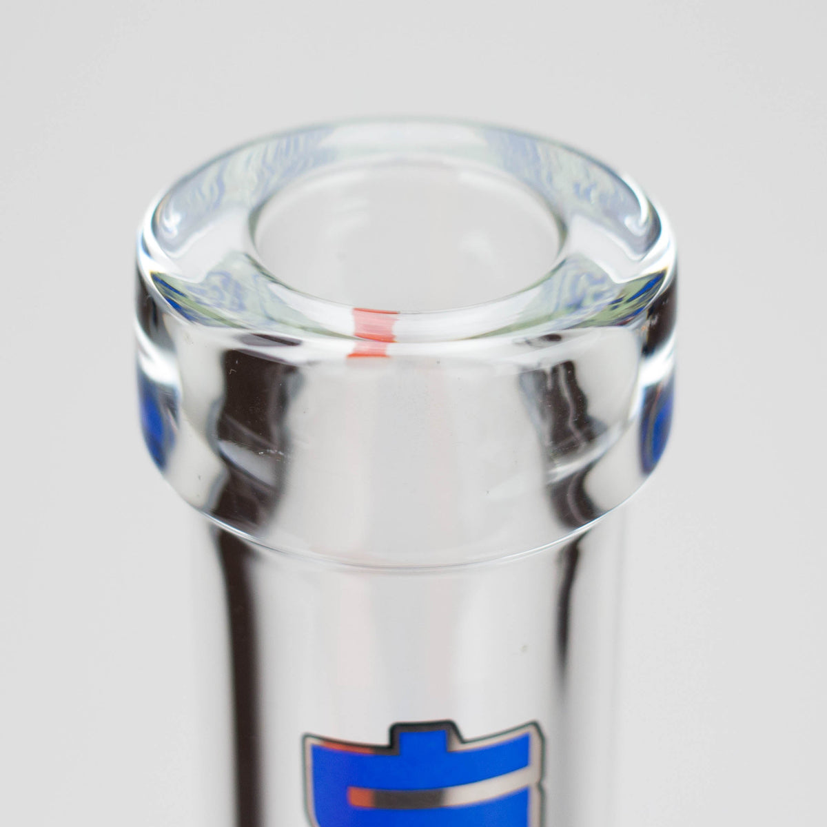 Mouthpiece for the Silk Glass Thick Beaker Bong With Ash Catcher