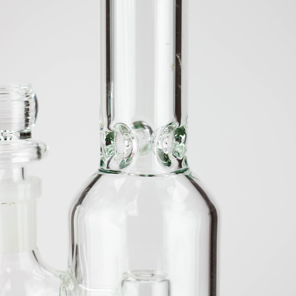 Ice Catcher on the dual pack Showerhead Diffuser Bong