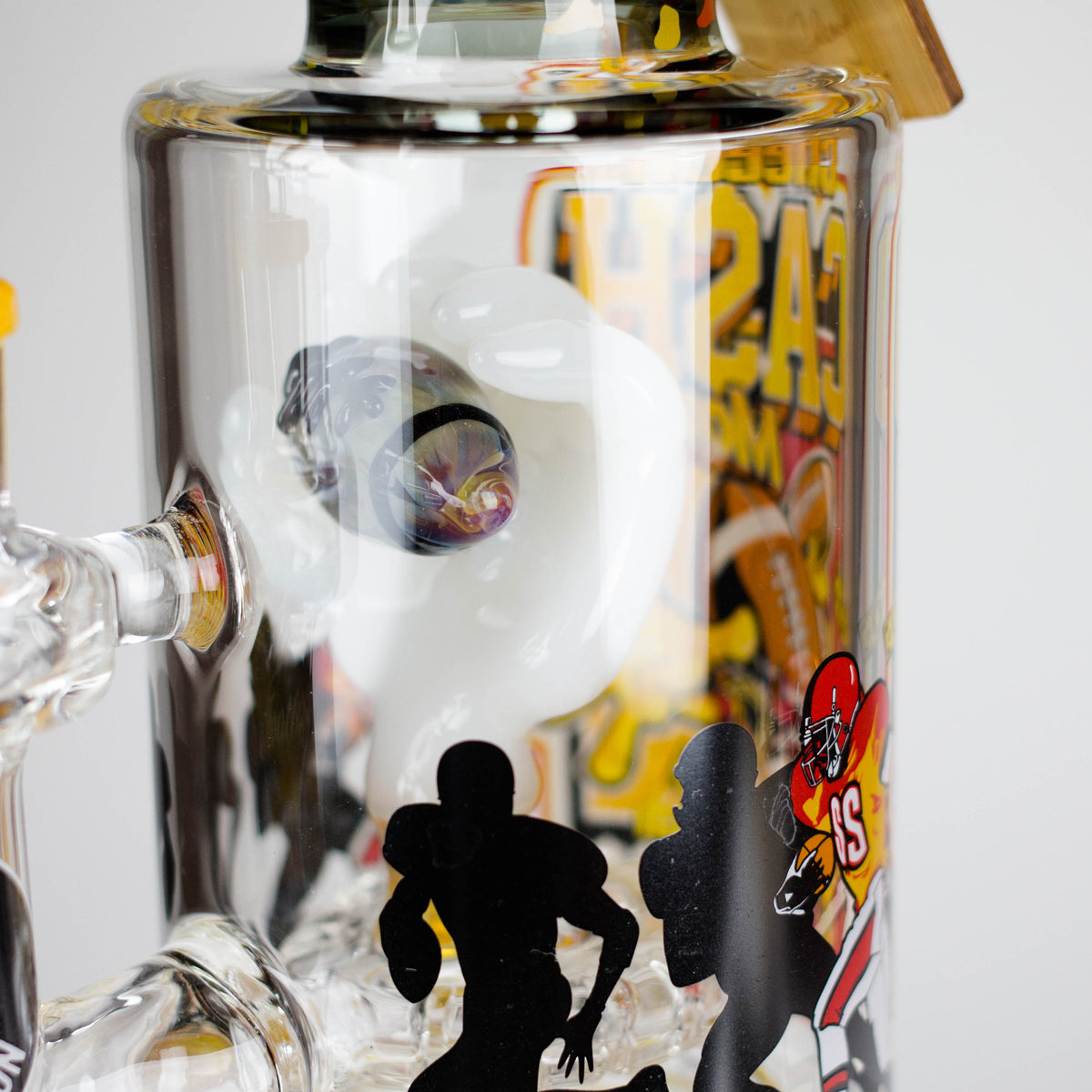 Cheech Glass Sunday Football Bong Body
