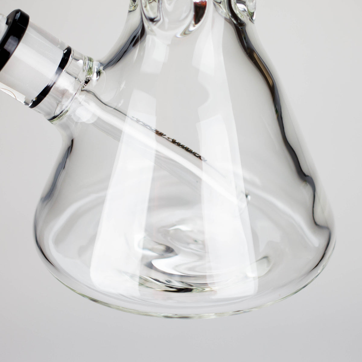 Glass Base of the 16-Inch Big Thick Beaker Bong From Tech Tubes