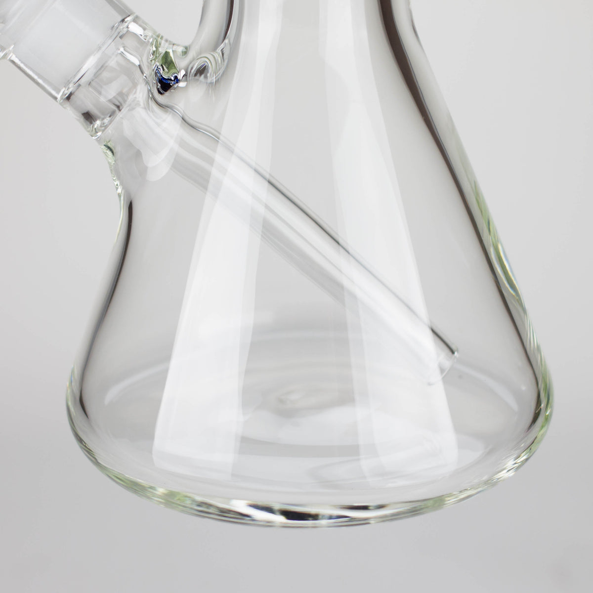 Thick 9mm Glass Base of the 18 inch Thick Beaker Bong from Blueberry Glass