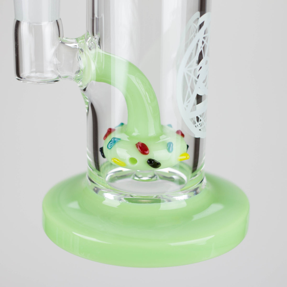 Donut Percolator in the 7 Inch Marshmallow Dab Rig by WENEED Glass