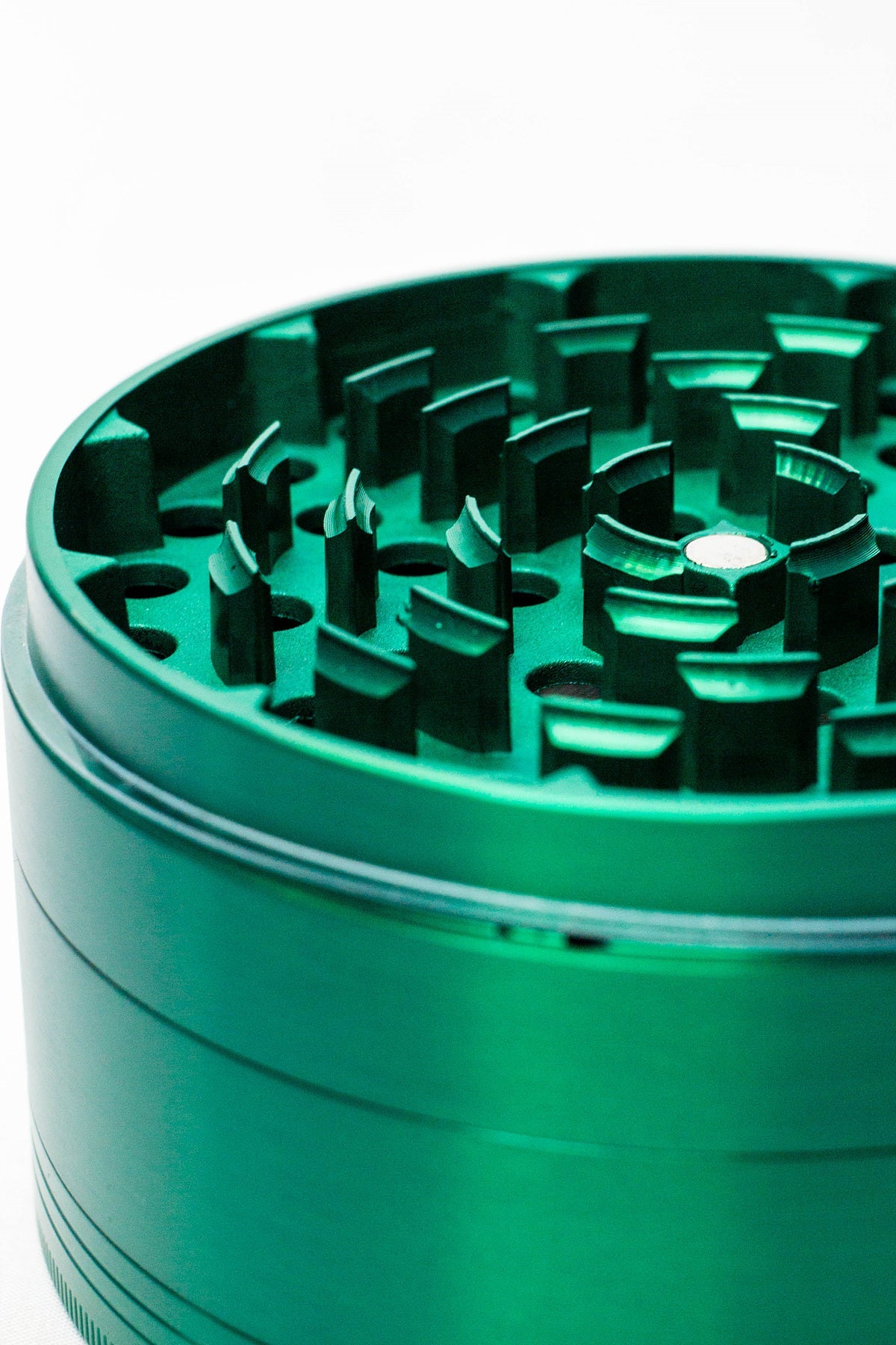 Close Up View of 100mm herb grinder from Infyniti