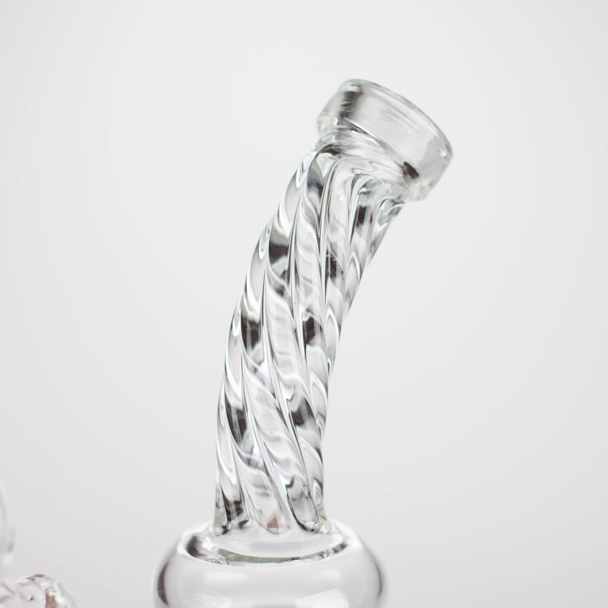 Twisted Bent Neck of the 6 Inch Mini Beaker Bong