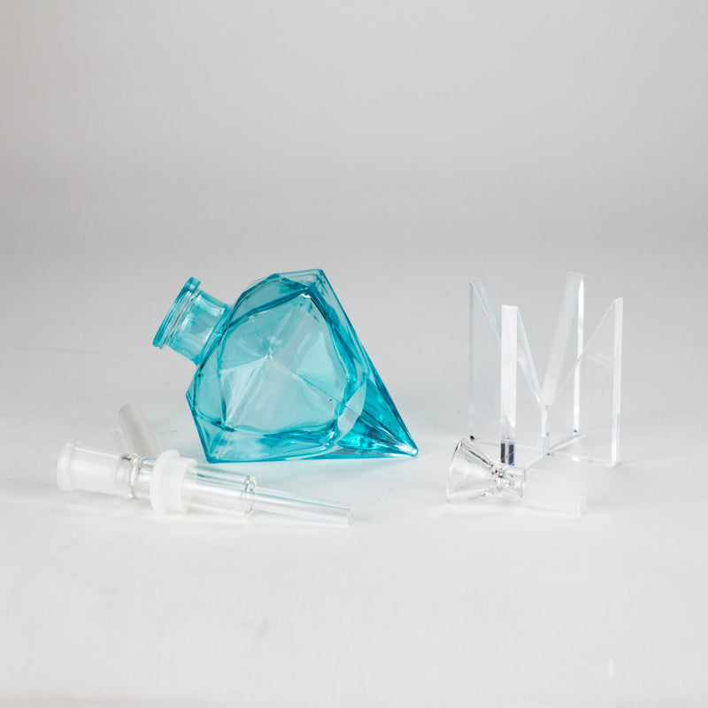 Mini Diamond Hearts Bong in 7 Inches