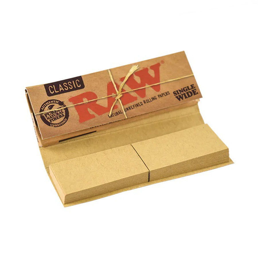 RAW Classic Wide Rolling Papers With Tips