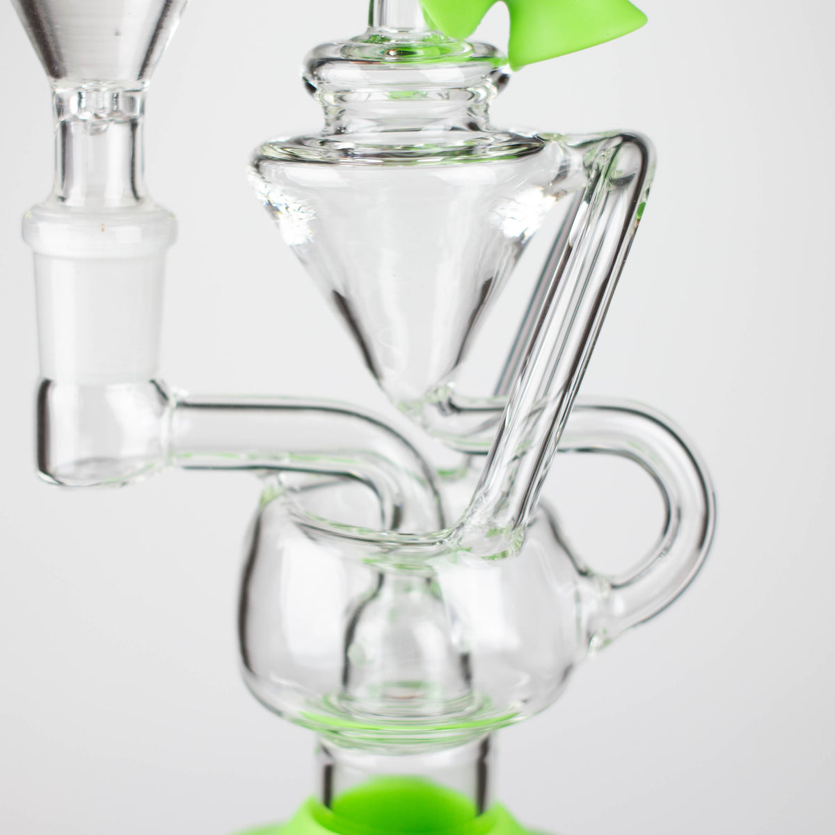 Intricate Recycler Design on the Alien Glass Recycler Bong