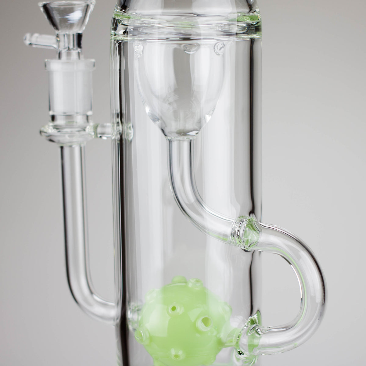 Glass Recycler Body of the Recycler Bong With Showerhead Perc And Sphere Diffuser