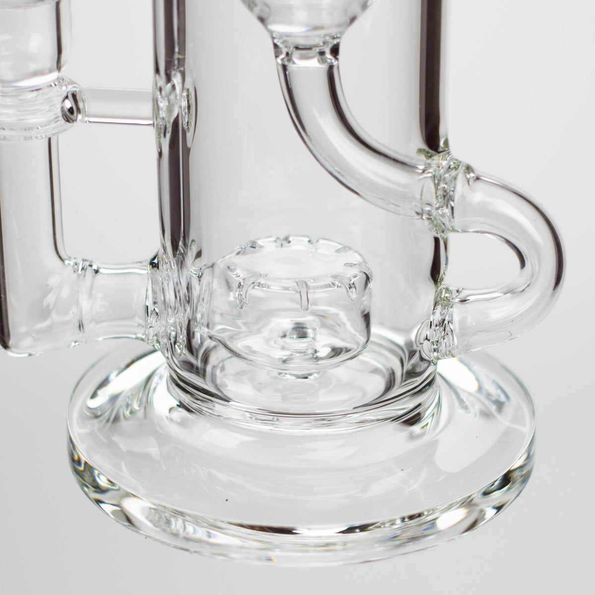 Tire Diffuser in the base of the 10 Inch Recycler Bong