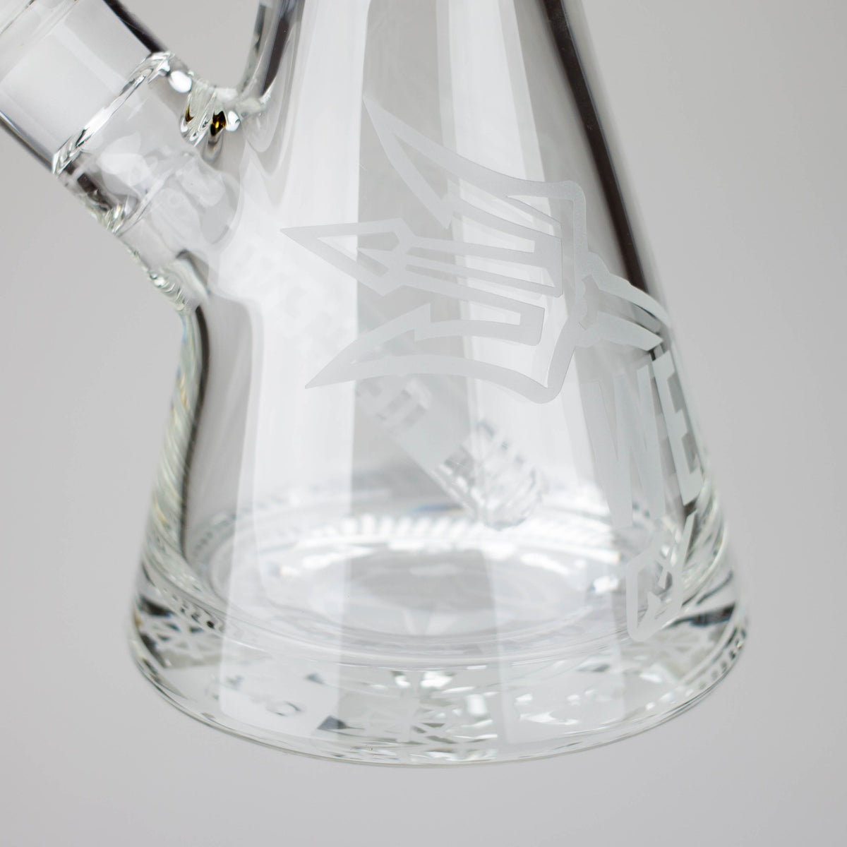 Base of the 15 Inch Trident Glass Beaker Bong