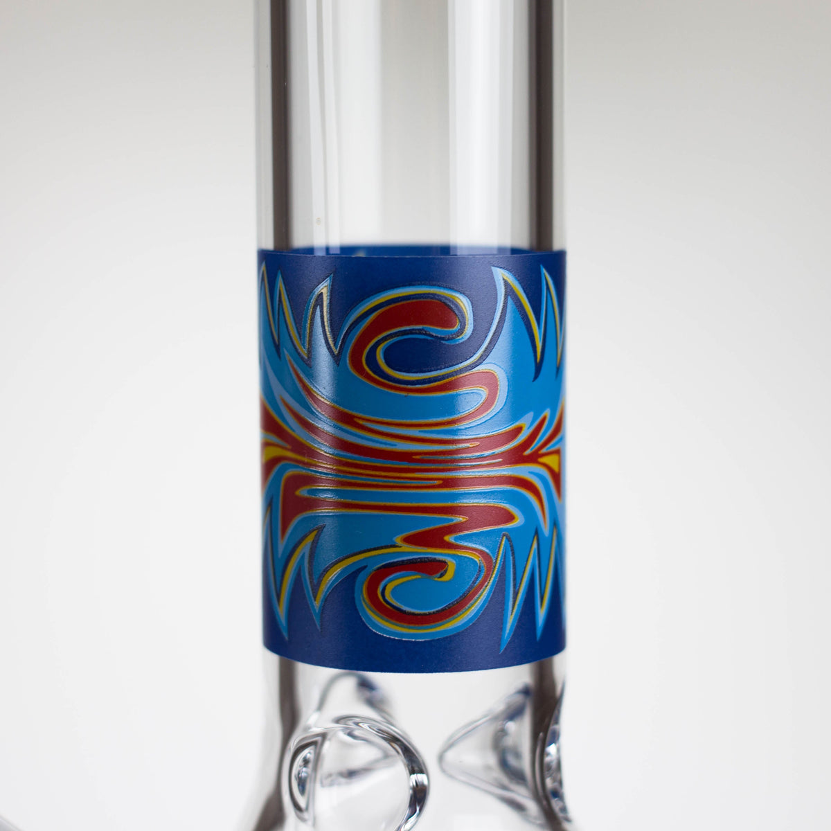 El Fuego Design on the neck of the 10 Inch El Fuego Beaker Bong from XTREME Glass