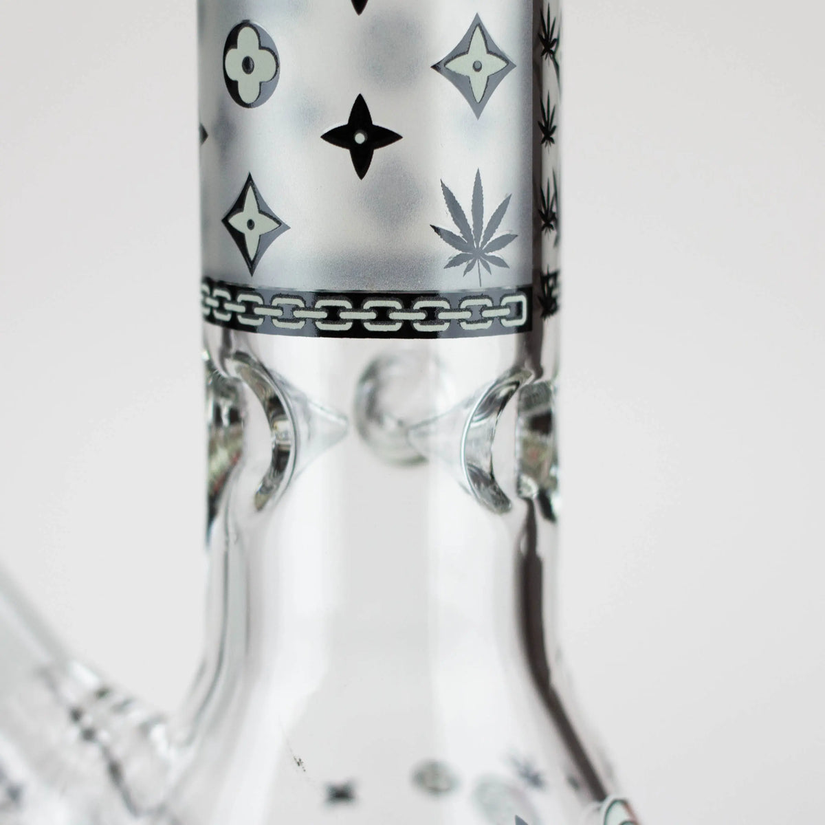 12" Rick And Morty Glass Beaker Bong - Close Up