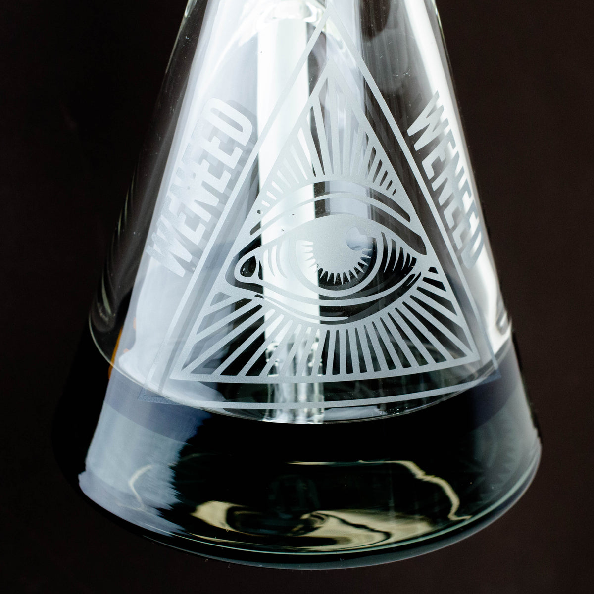 Glass Base Intricate Design on theWENEED 19 inch Illuminati Bong