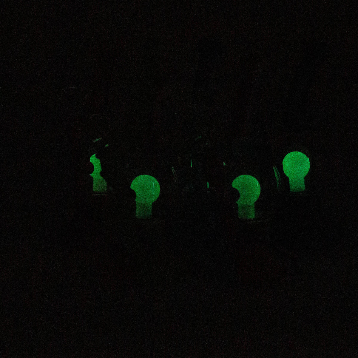 8 Inch Glow In The Dark Silicone Bulb Bong from WENEED