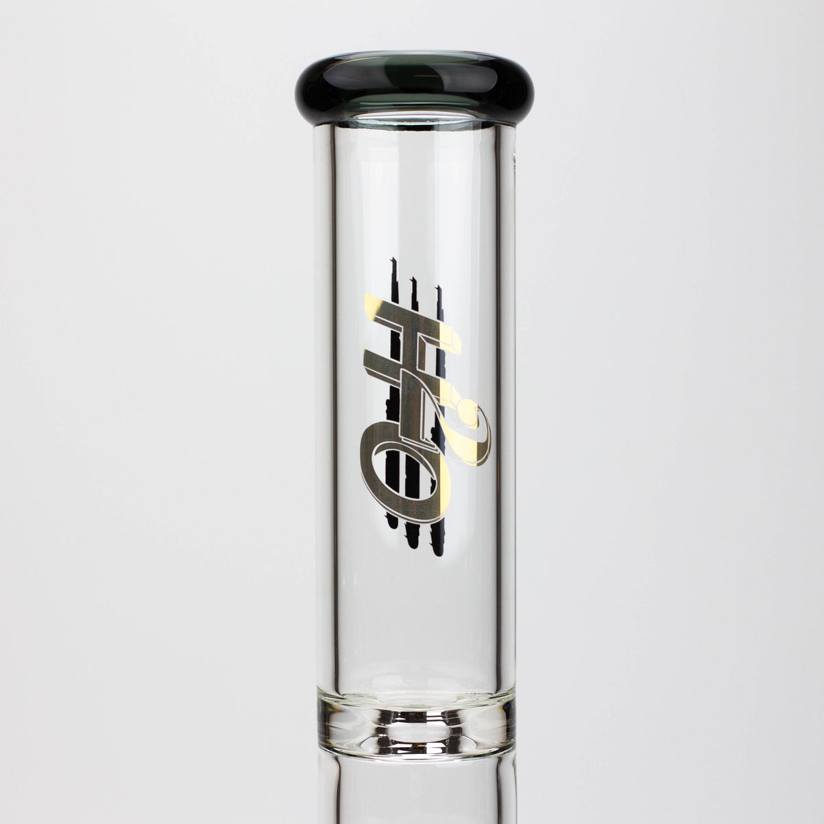 Glass Neck of the H2O 17 inch showerhead perc bong