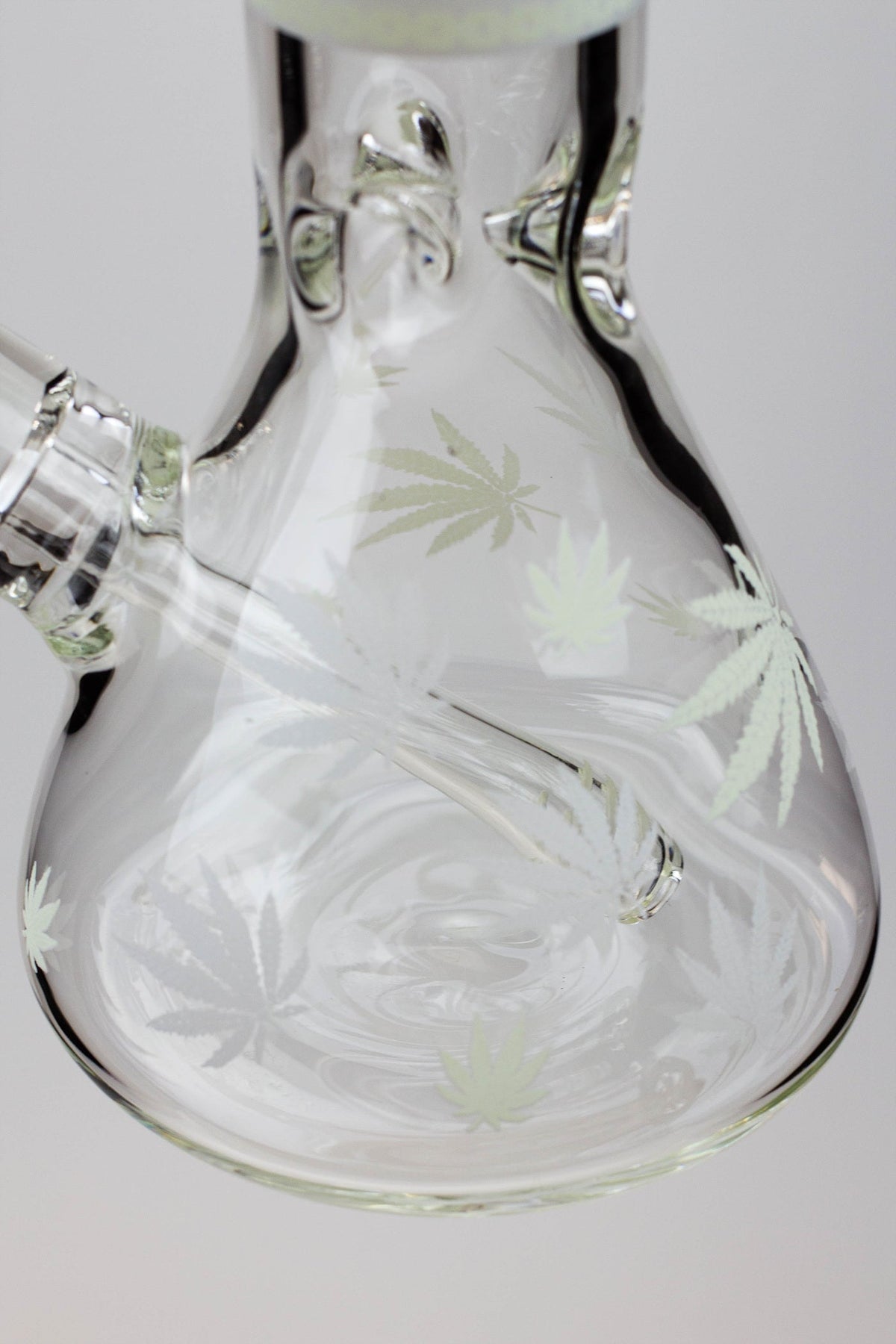 14" Infyniti Cannabis Leaf Glass Bong Base