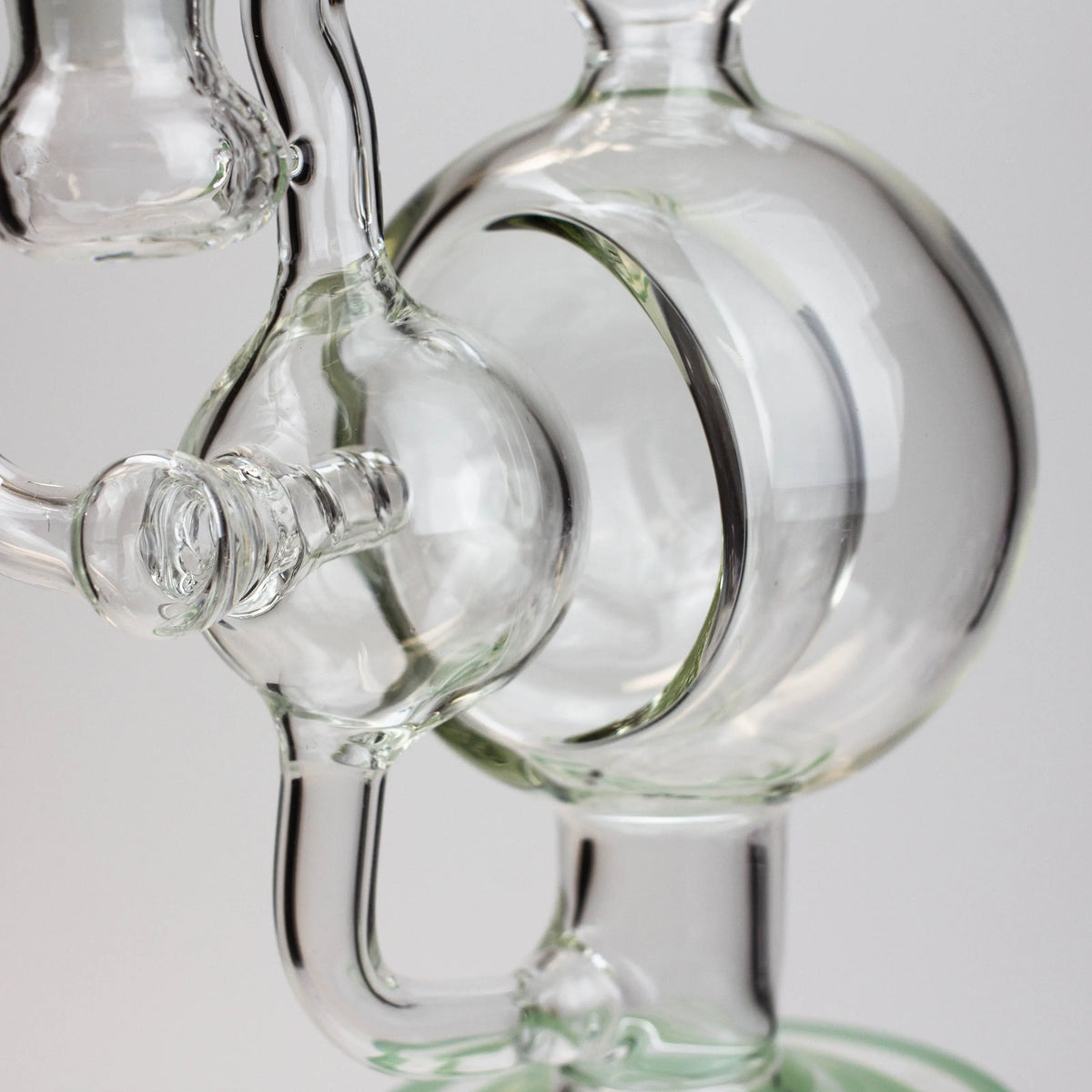 9" SOUL Glass 2-in-1 Recycler Dab Rig & Bong Close Up 