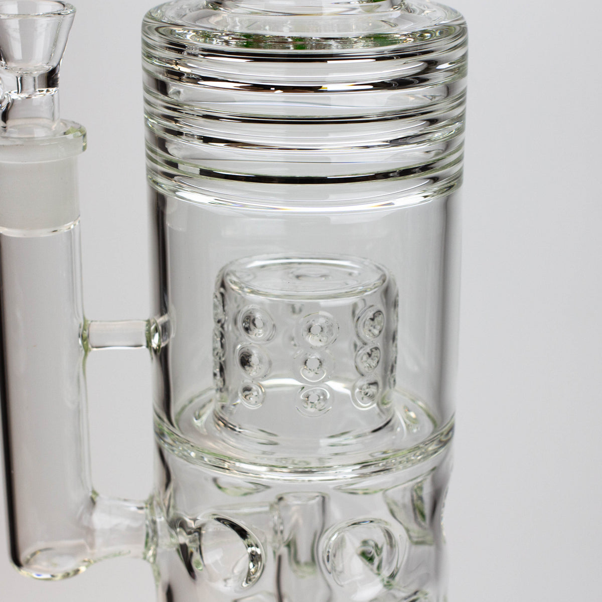 Body View of the 18" H2O Glass Bong With Triple Mini Showerhead Diffuser