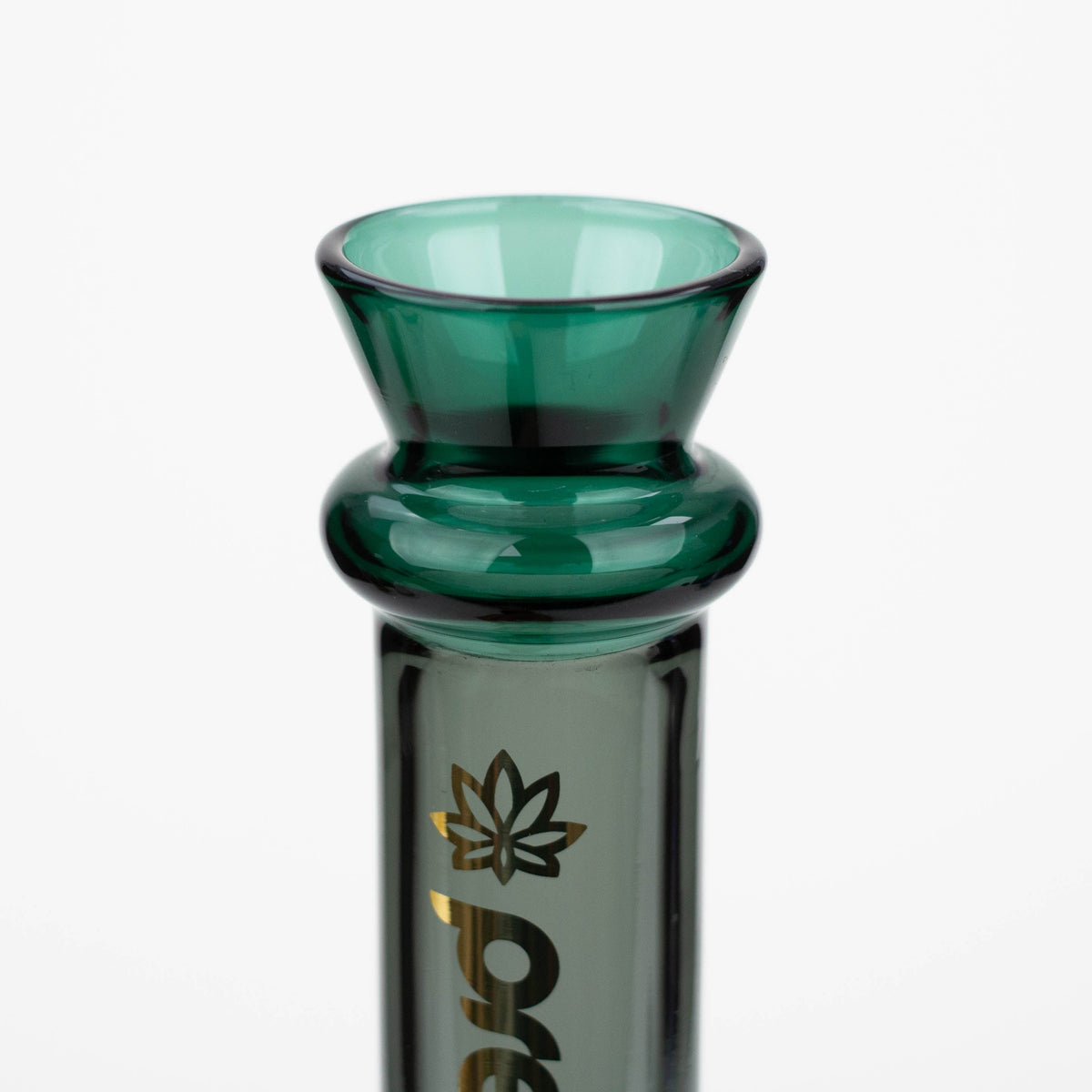 Mouthpiece of the Preemo 13 inch Cone Percolator Bong