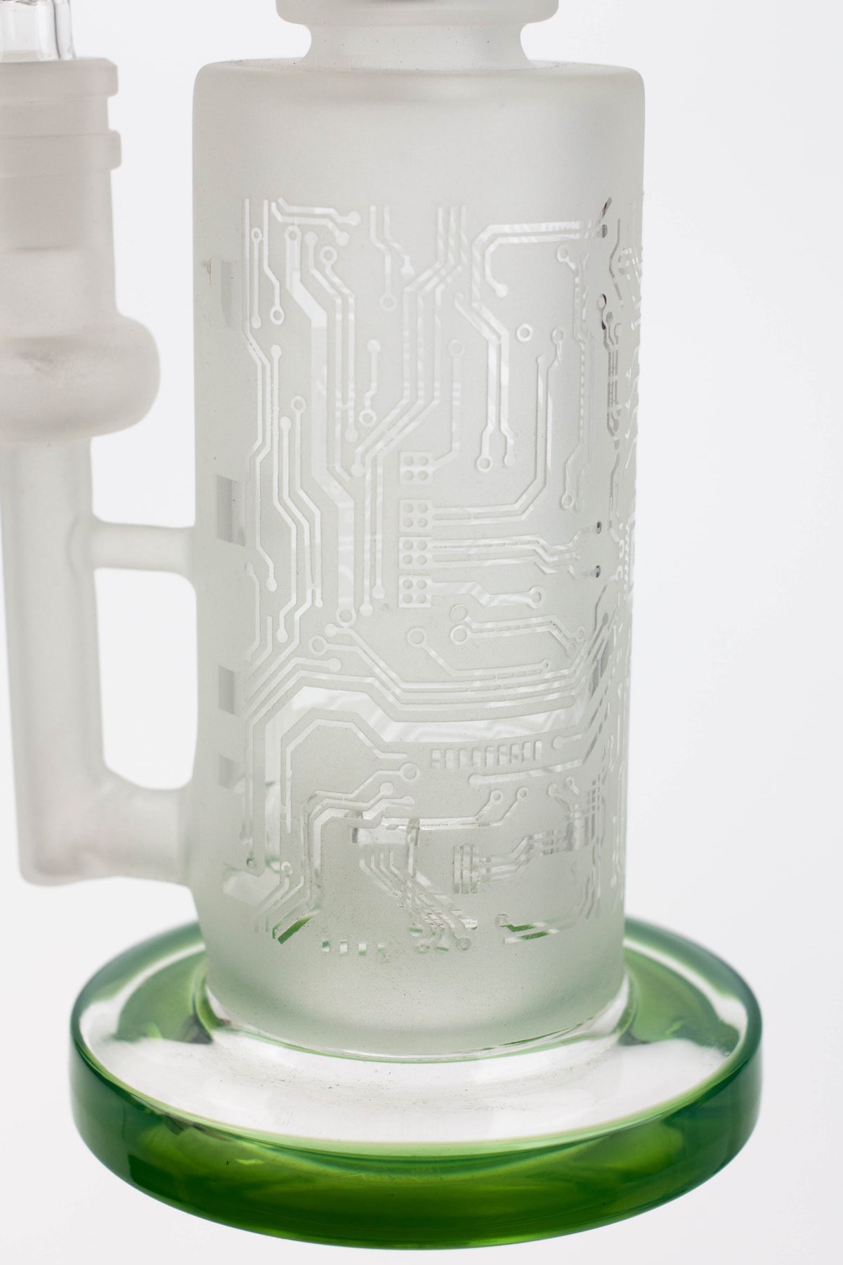 Intricate Base View of the 9.5" Sandblasted Glass Bong With Tire Diffuser