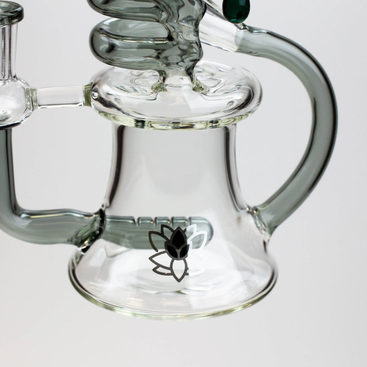 Inline Diffuser in the 9 Inch Vortex Recycler Dab Rig From SOUL Glass