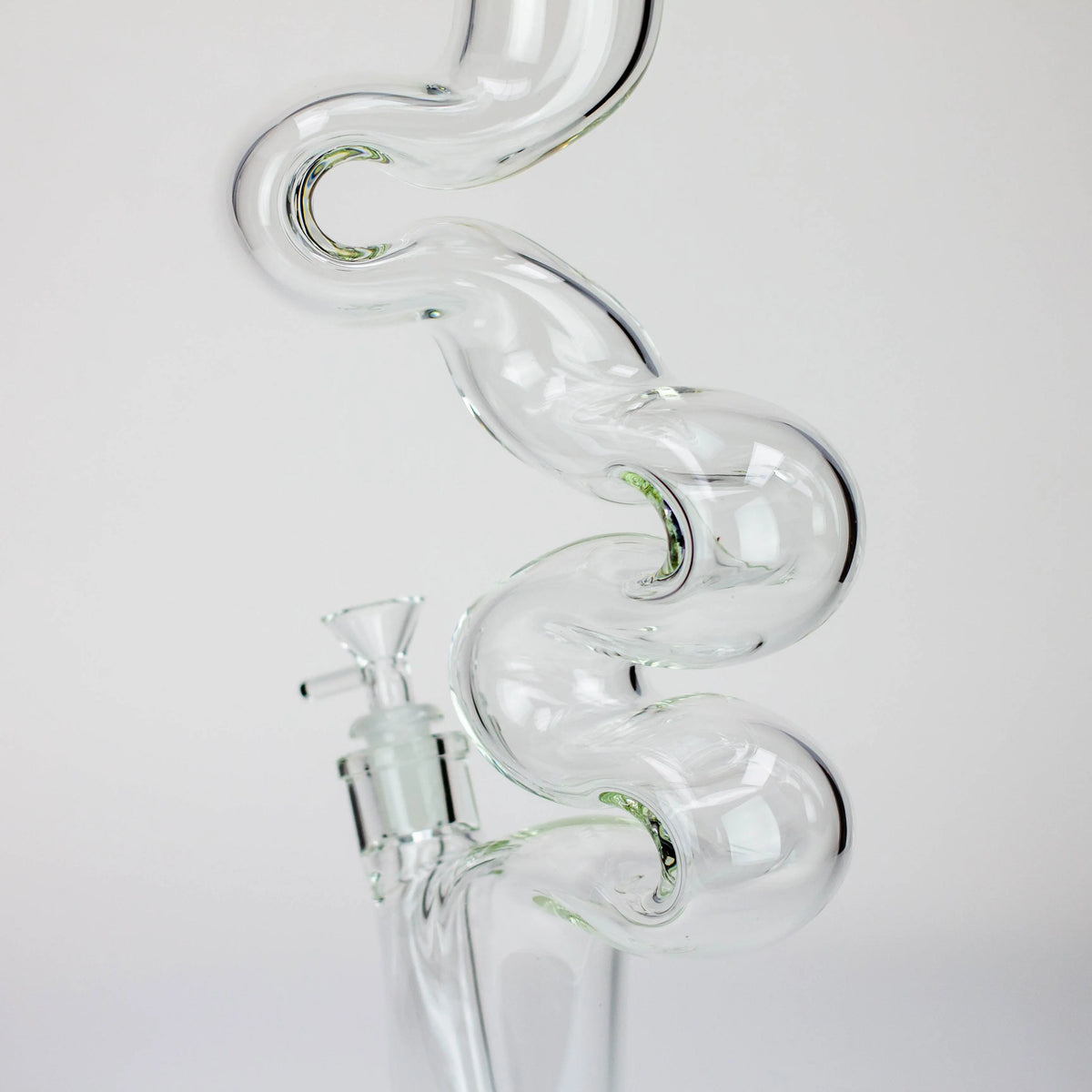 Glass Body of the 20 Inch Kink Zong Straight Tube Bong from XTREME Glass